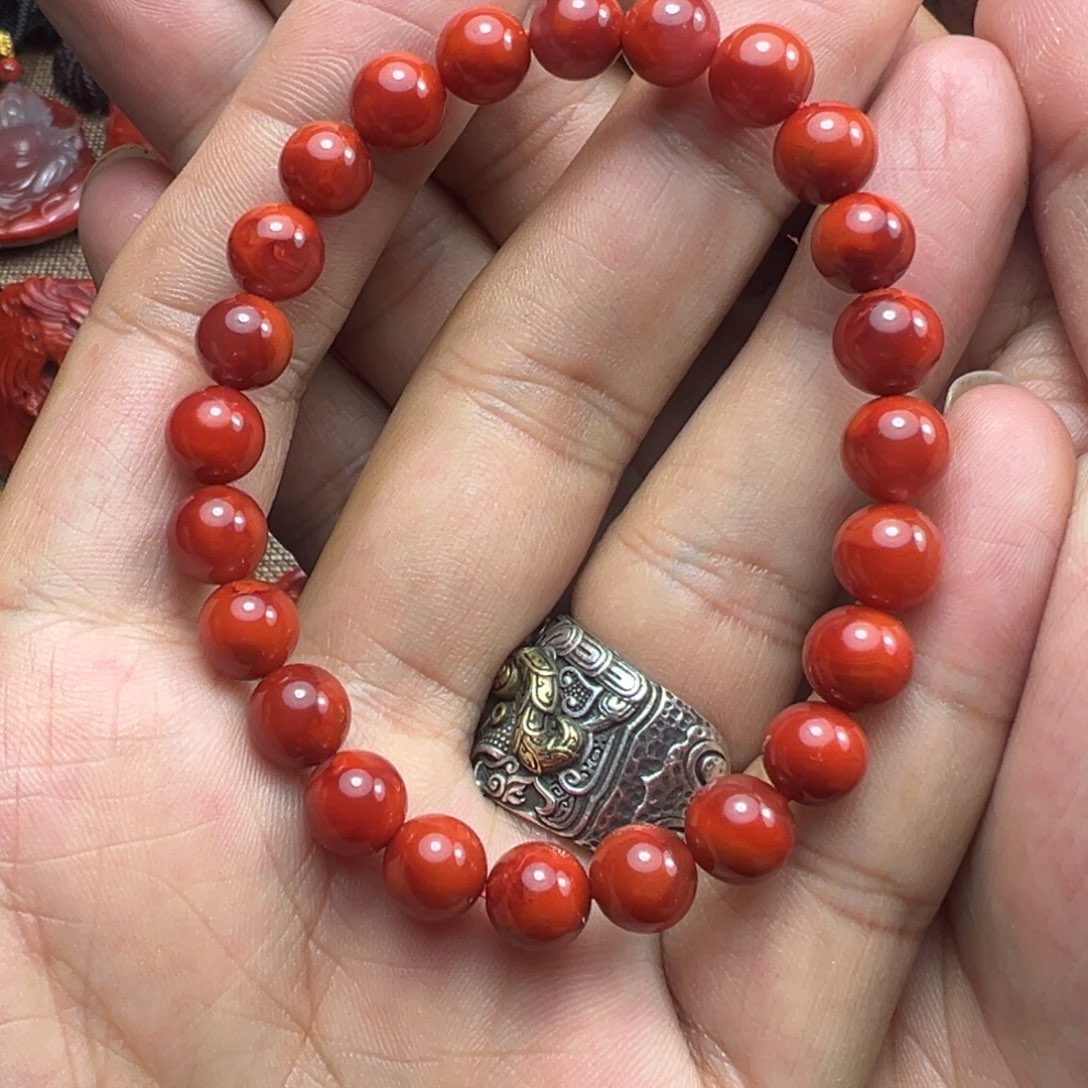 南红玛瑙手串未镶嵌