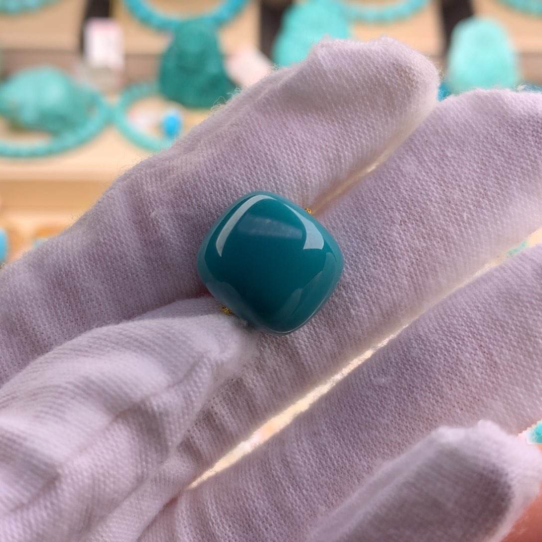 绿松石珠宝奇石未镶嵌15.3*13.8mm