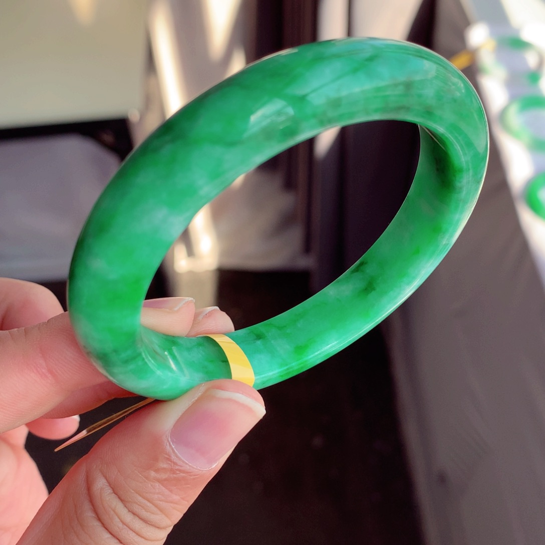 未镶嵌手镯翡翠缅甸翡翠