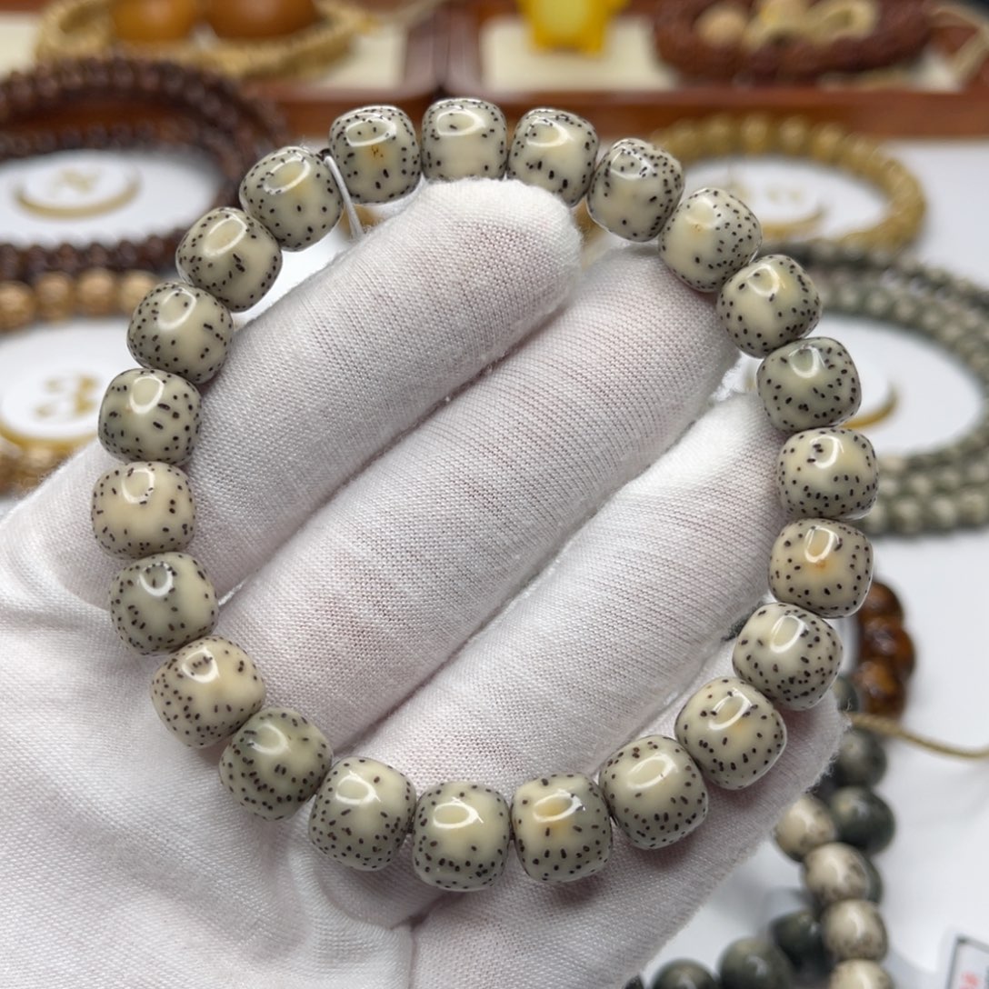星月菩提手串10/9糯冰奶奶灰半壁江山侧留白火龙果星