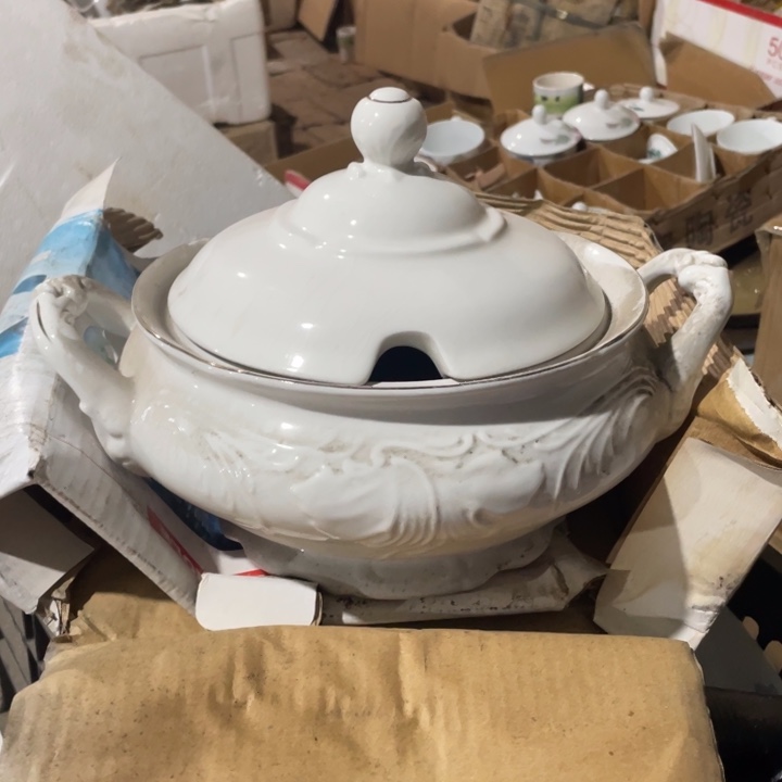 其他盘子碗砂锅都有有开片