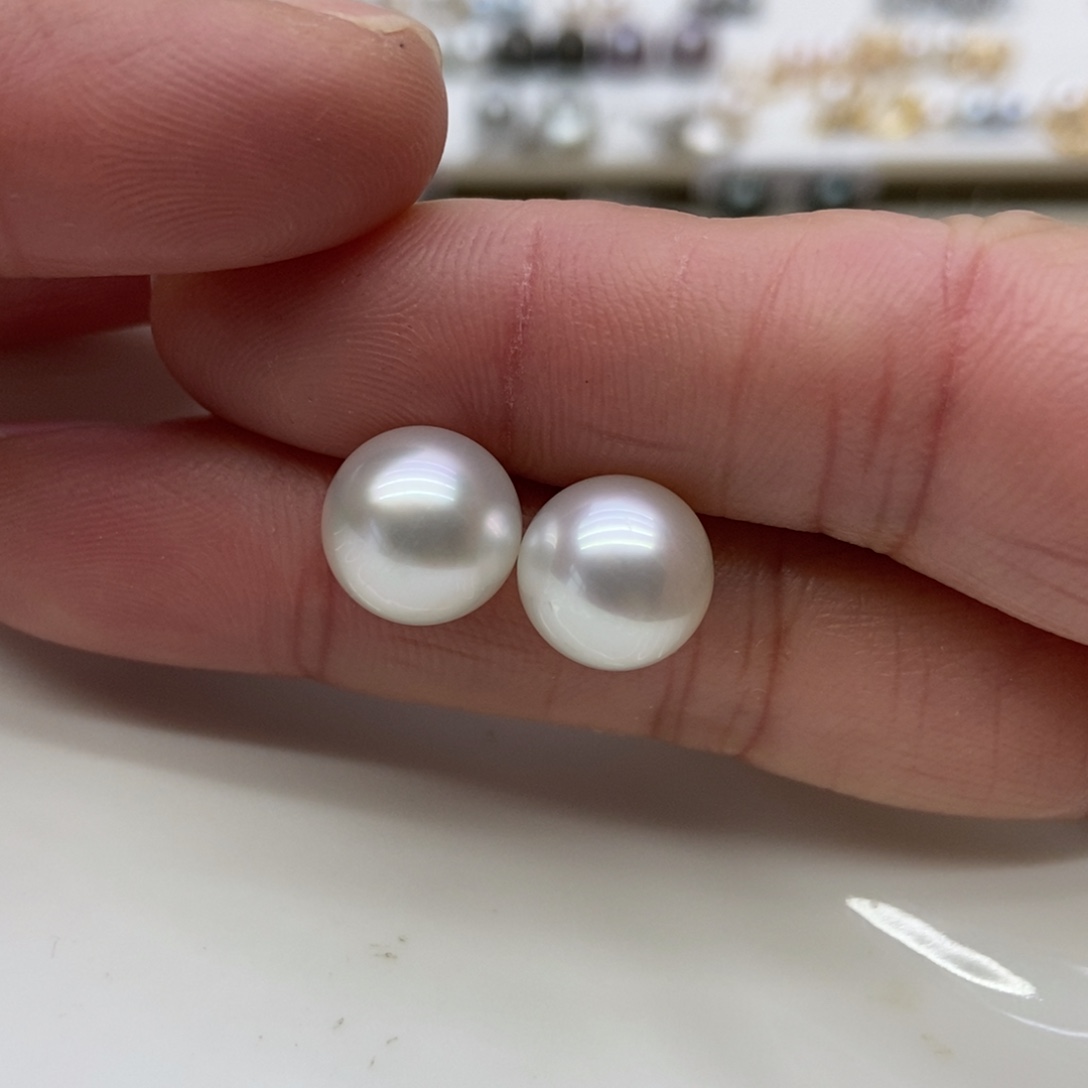 海水珍珠耳饰18K金镶嵌