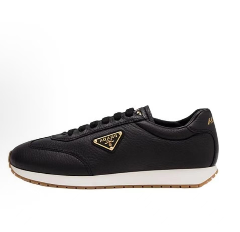 未使用 Prada/普拉达  普拉达 男款三角金标全皮舒适德训休闲鞋