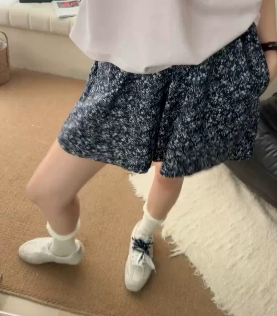 （暧昧田园）小众女夏季2025新款松紧腰宽松显瘦阔腿短裤 C791