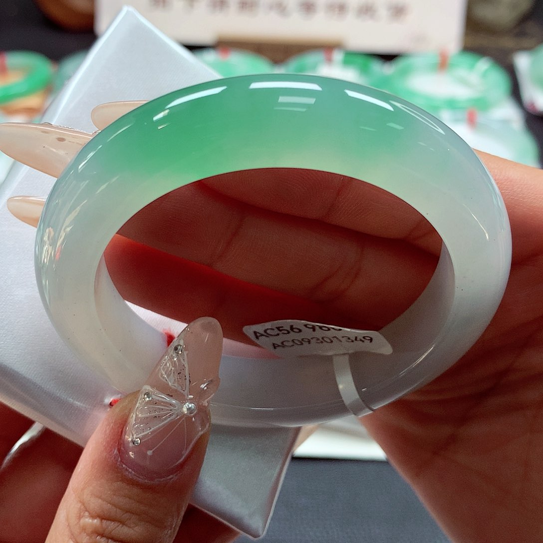 翡翠手镯未镶嵌（59号）66