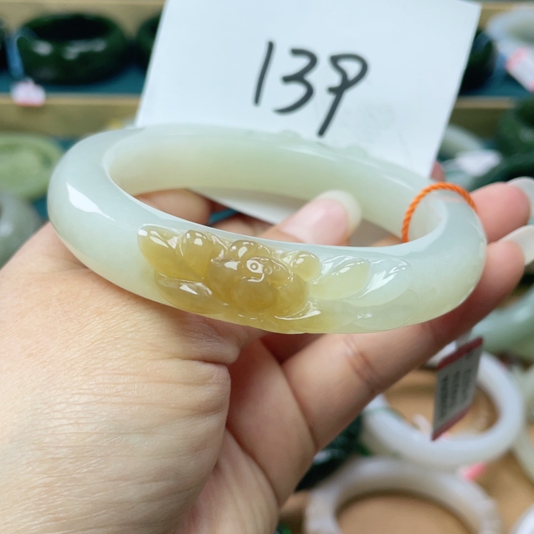 未镶嵌手镯和田玉圈口62