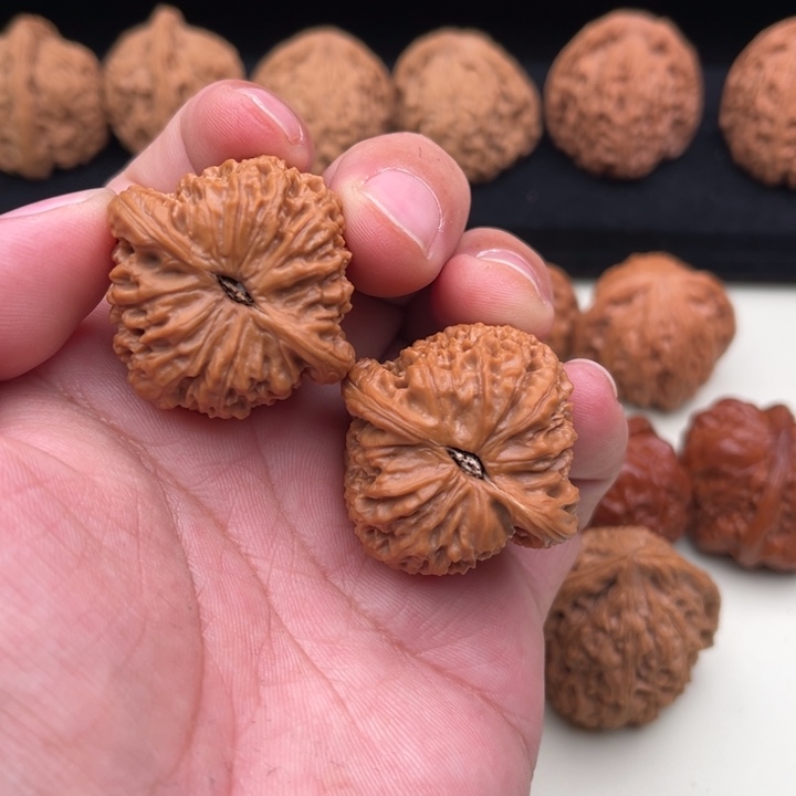 西****核桃南疆文玩核桃