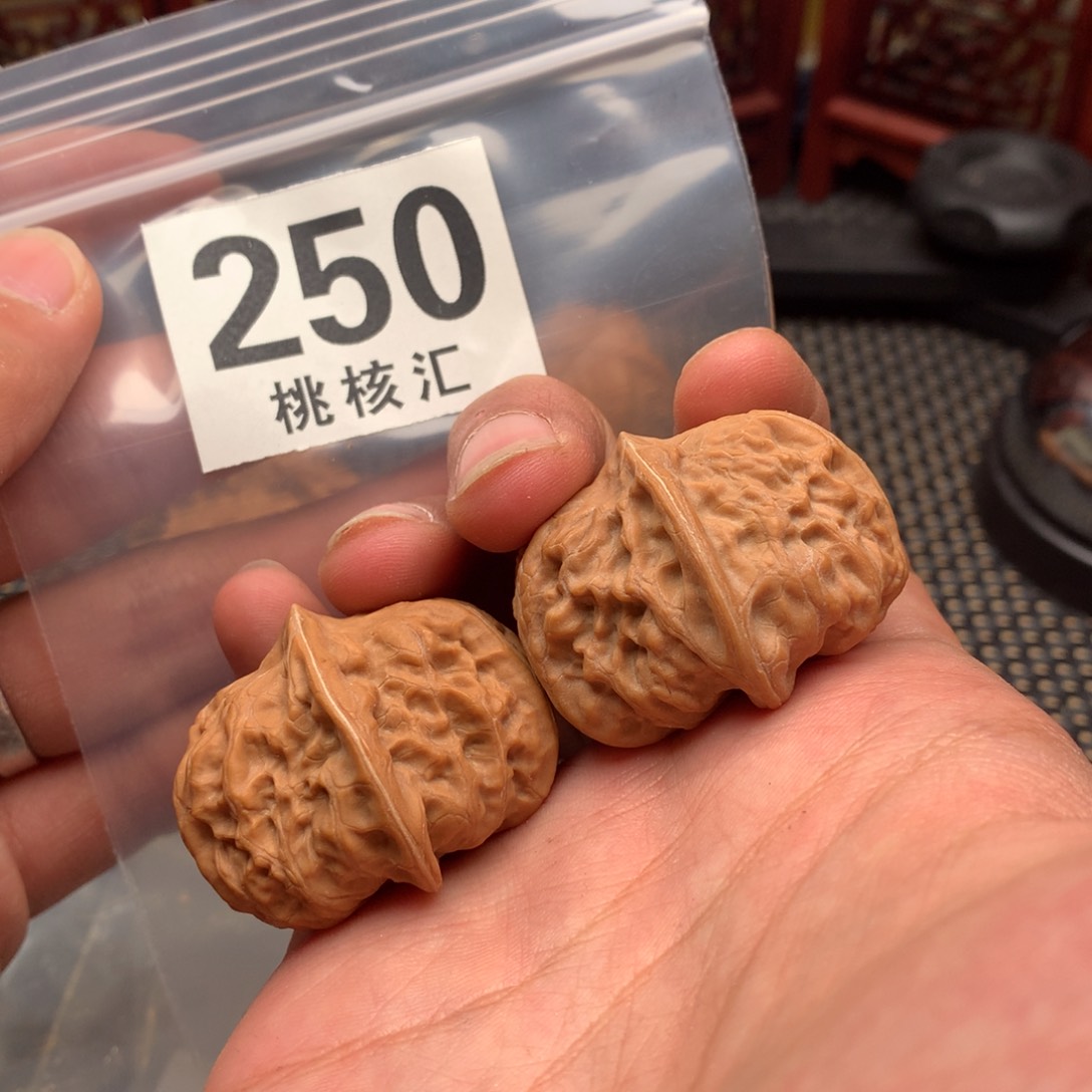 文玩核桃吊坠门头沟37