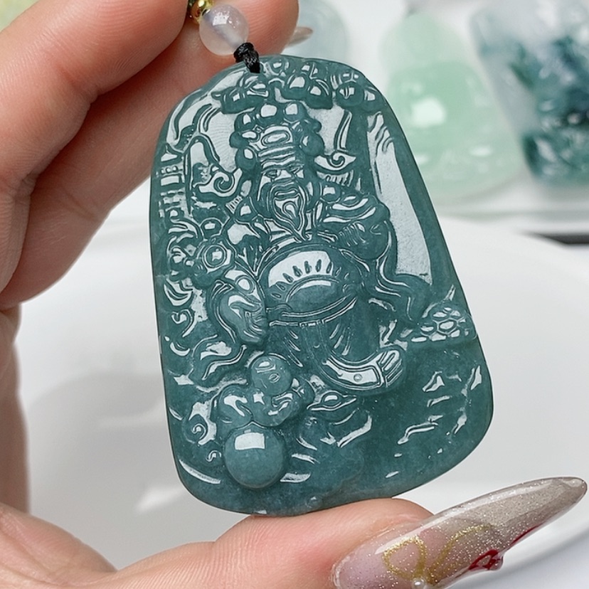 【闪购商品】翡翠颈饰未镶嵌           