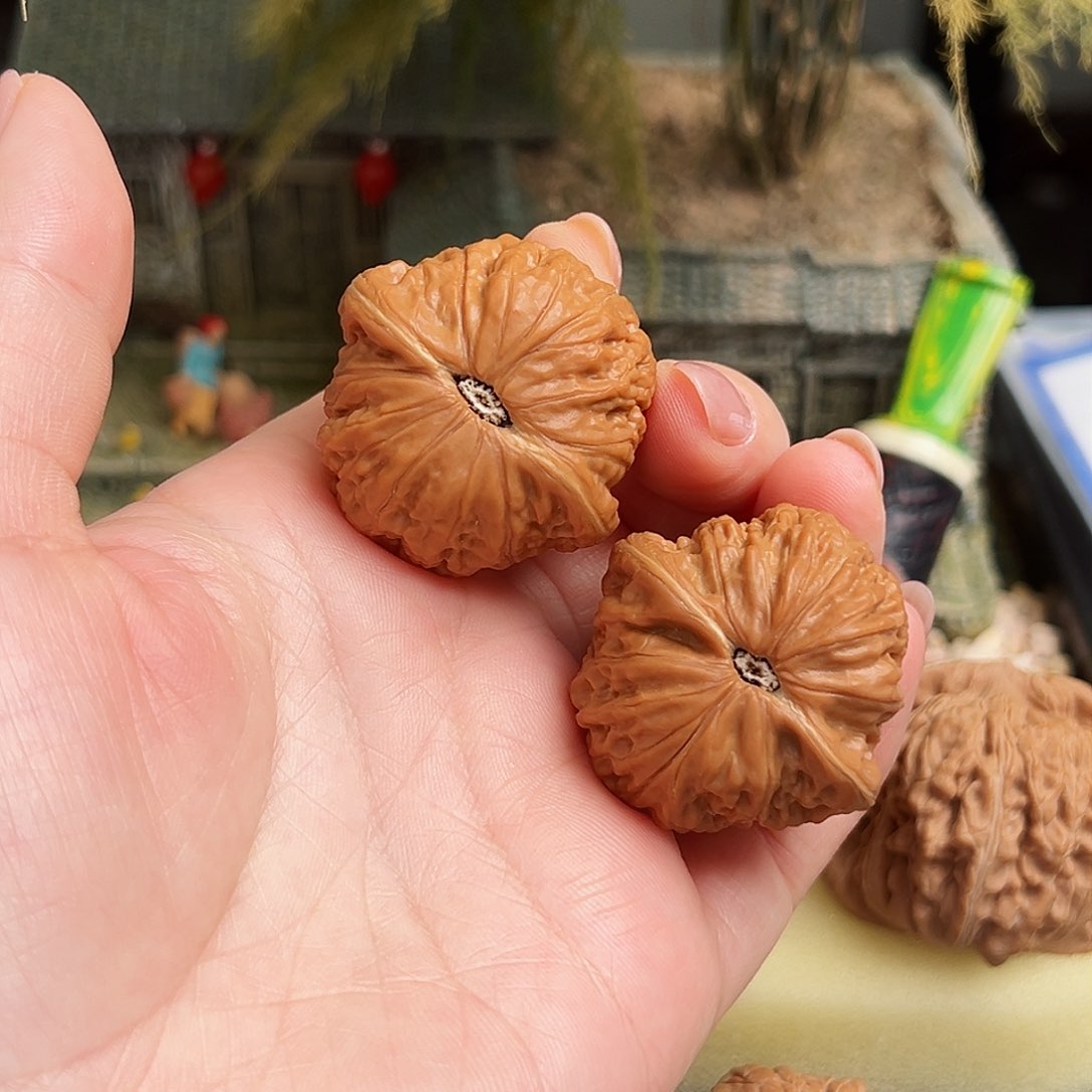 文玩核桃把件顾*铁锤36