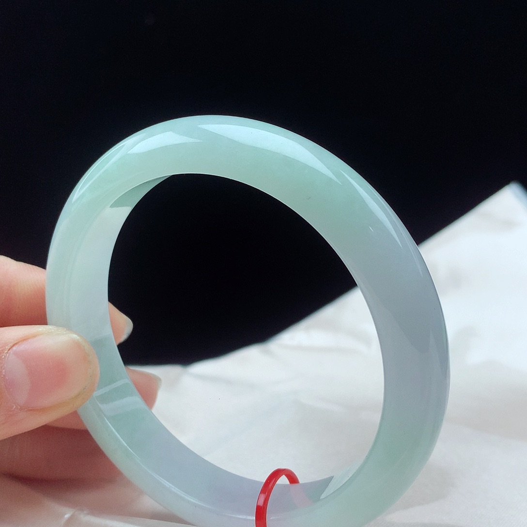 翡翠手镯未镶嵌58圈3221