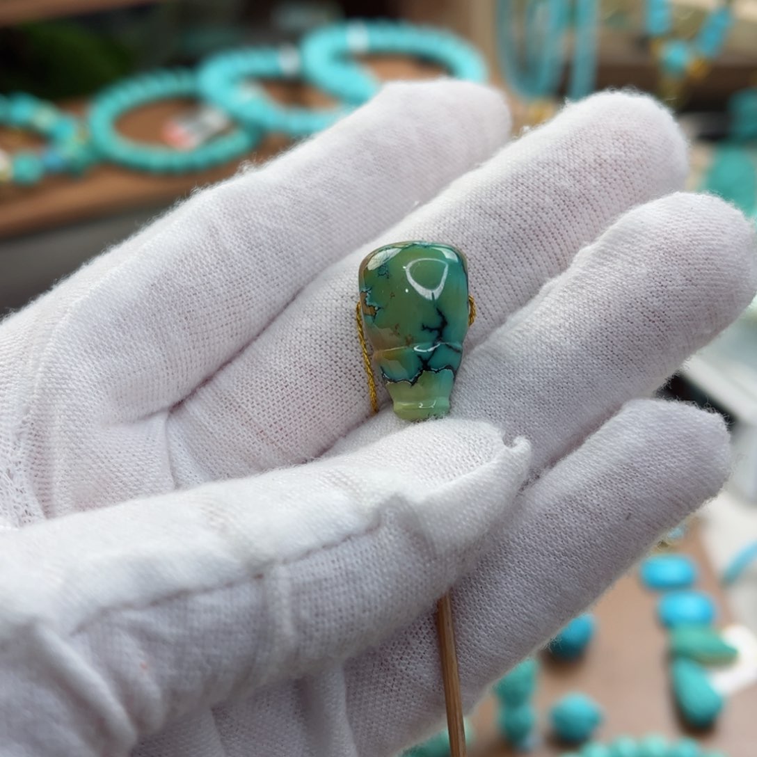 绿松石未镶嵌配饰清*