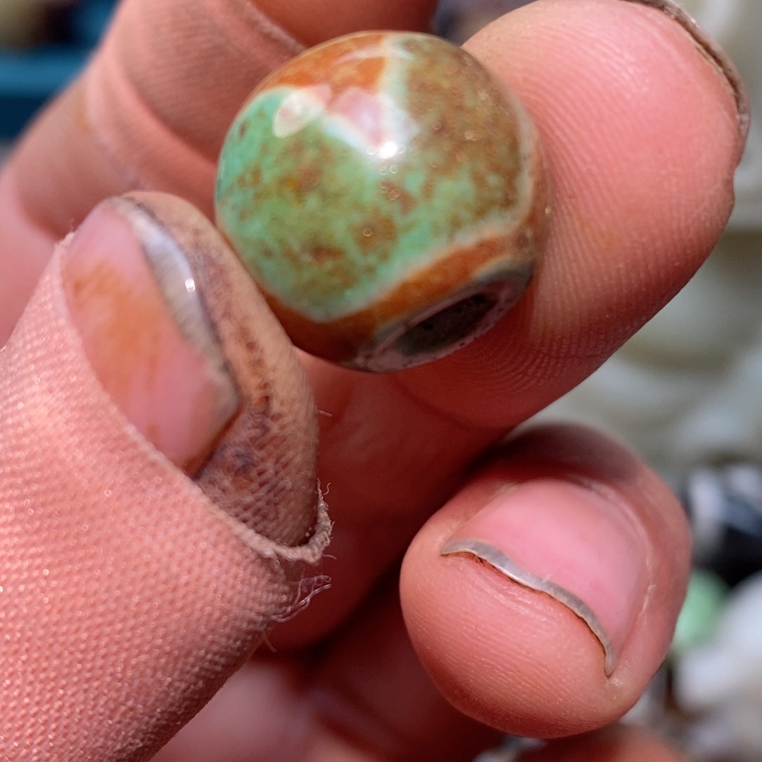 未镶嵌珠子的玛瑙/玉髓