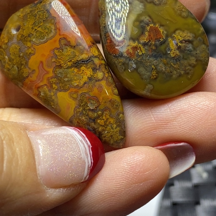 玛瑙/玉髓颈饰足银镀金镶嵌《****》