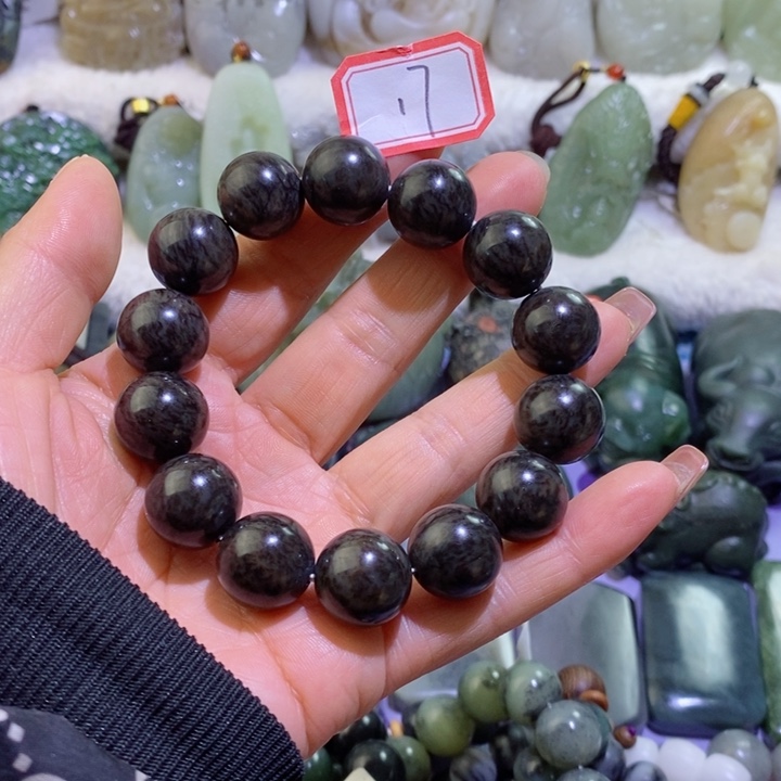 和田玉边角料未镶嵌玄**兰