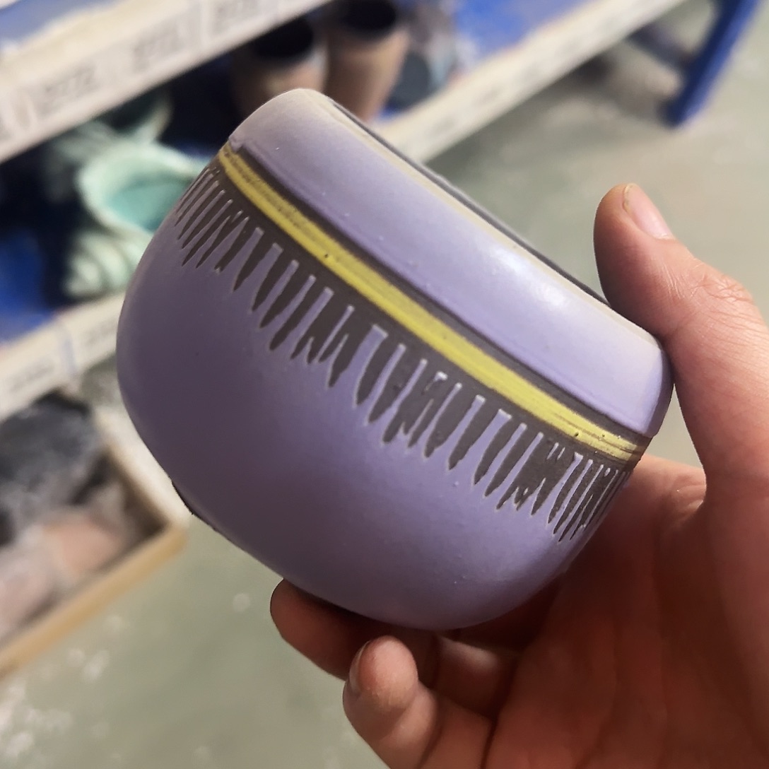 福利局库存尾单·有孔花盆当天满9元发9394