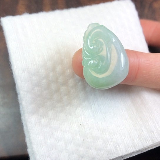 翡翠未镶嵌颈饰缅甸A货，每天下午1点半开播