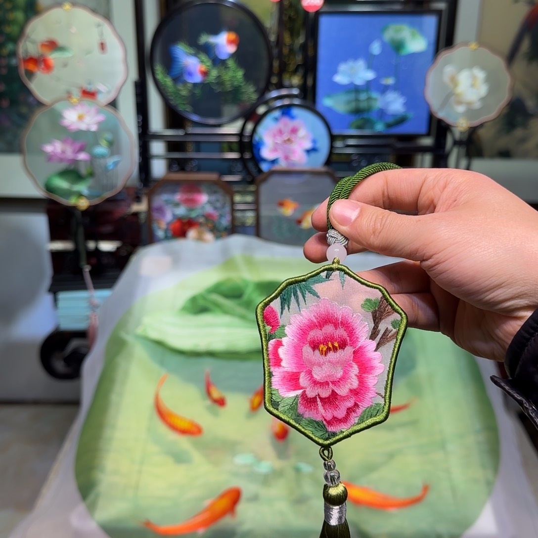 刺绣刺绣工艺精湛