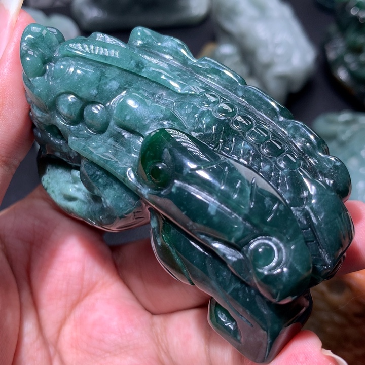 翡翠未镶嵌颈饰保真天然a货翡翠