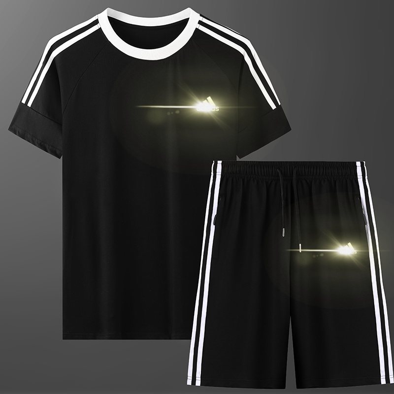 【专属】情侣透气时尚休闲短袖T恤短裤经典三条杠