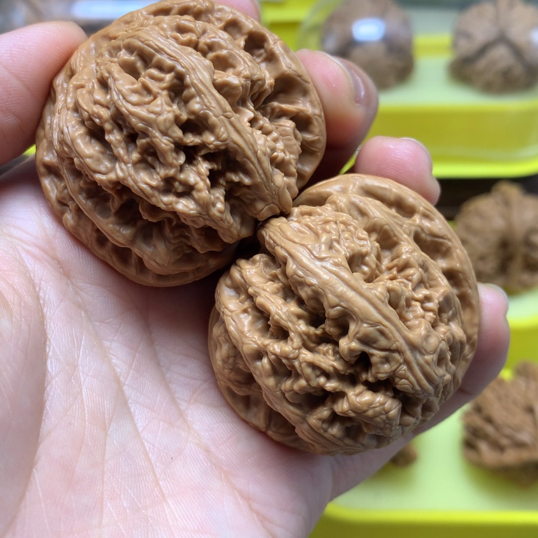 文玩核桃把件44粗筋