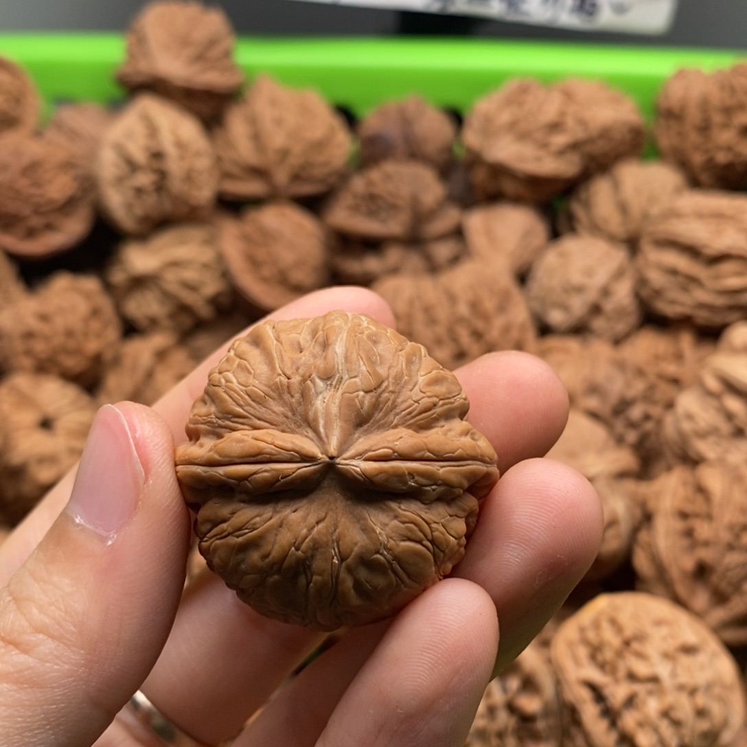 飞***觉吊坠文玩核桃定制商品不退不换