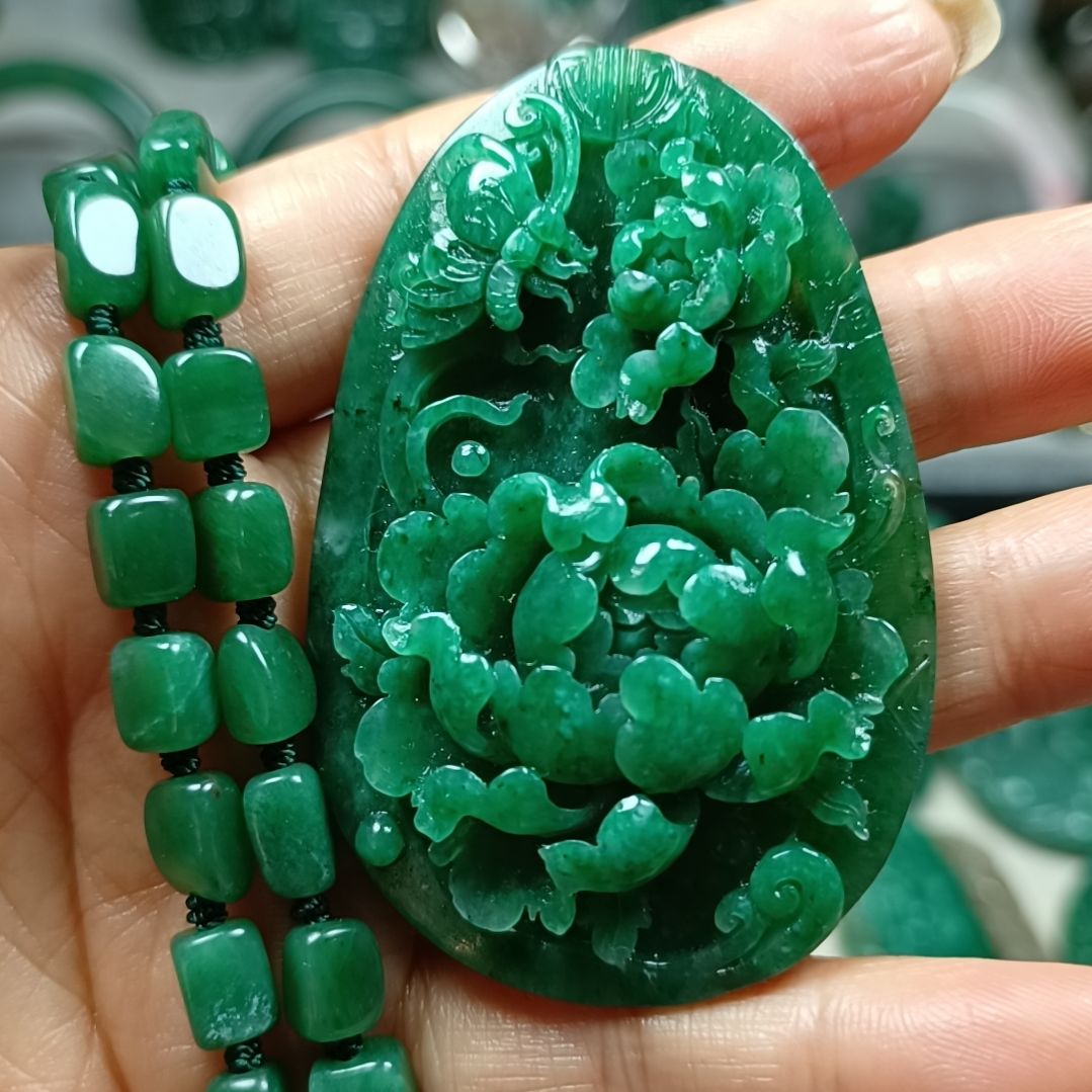 独山玉花开富贵未镶嵌