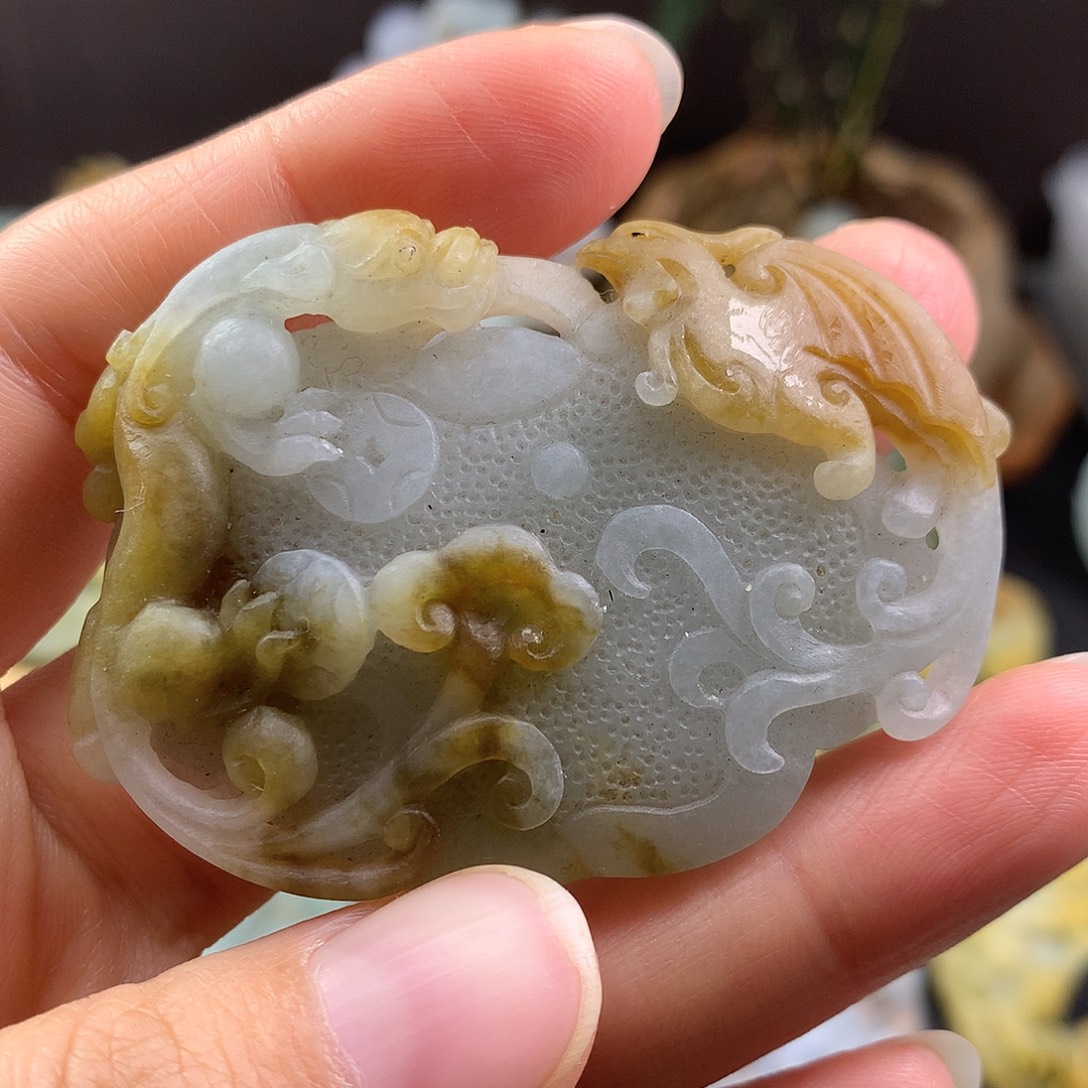 定制翡翠未镶嵌龙凤呈祥