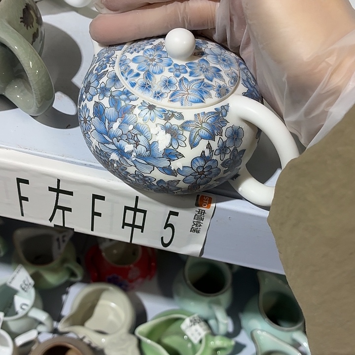 茶具微暇，介意勿拍