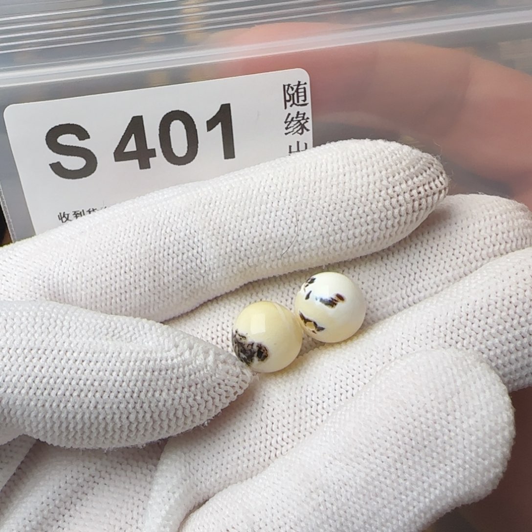 琥珀裸石未镶嵌@**菲10尺寸