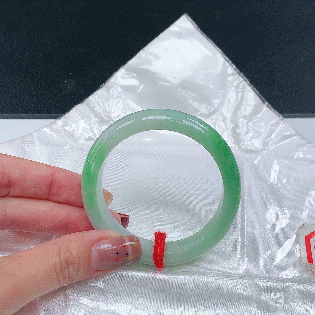 未镶嵌手镯翡翠441