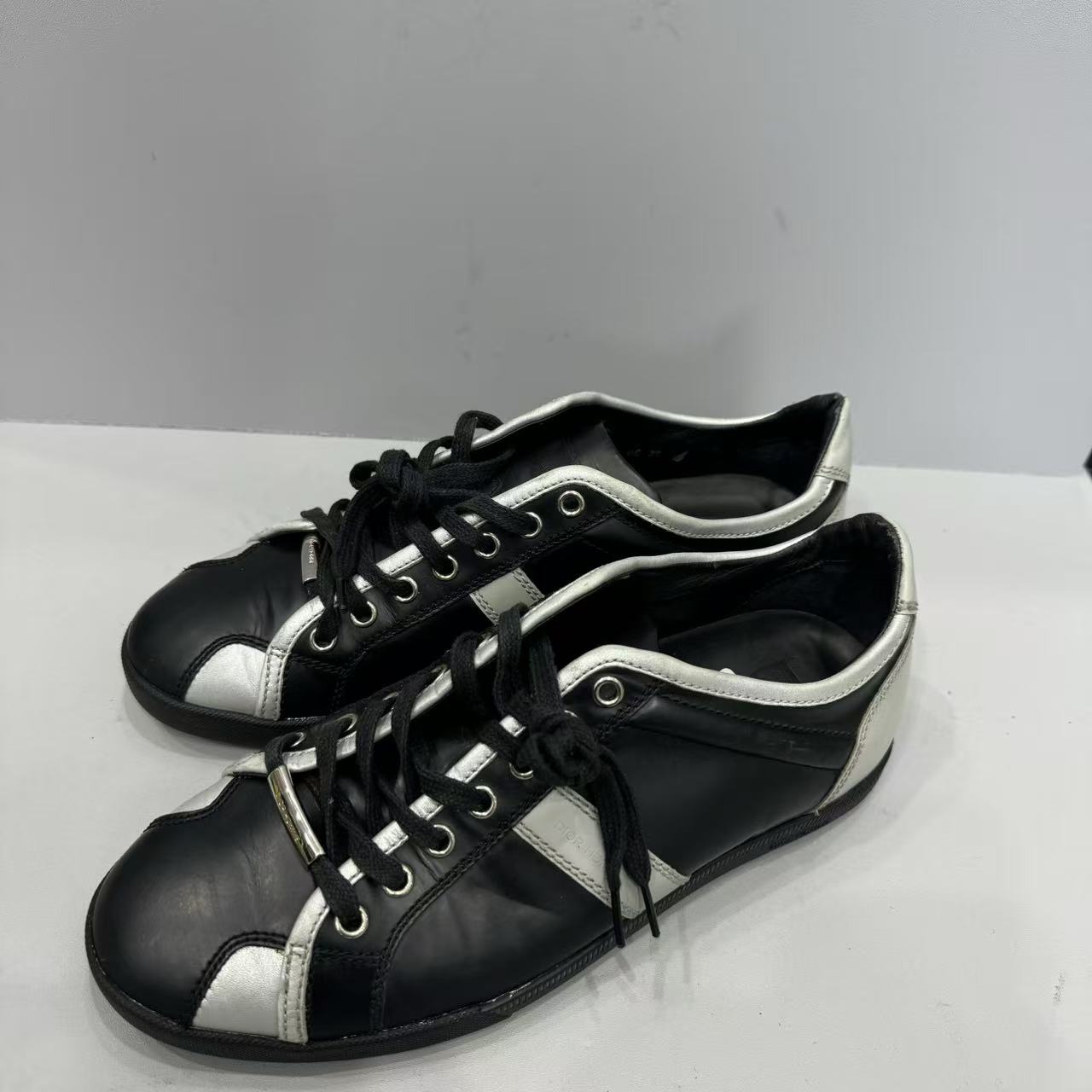 95新 DIOR/迪奥 39码 低帮 休闲鞋后补胶