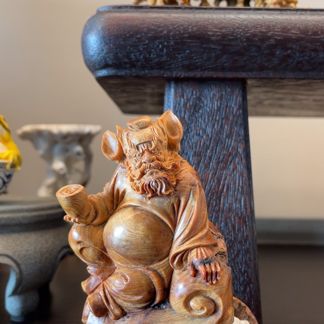 木熊****)崖柏工艺品摆件