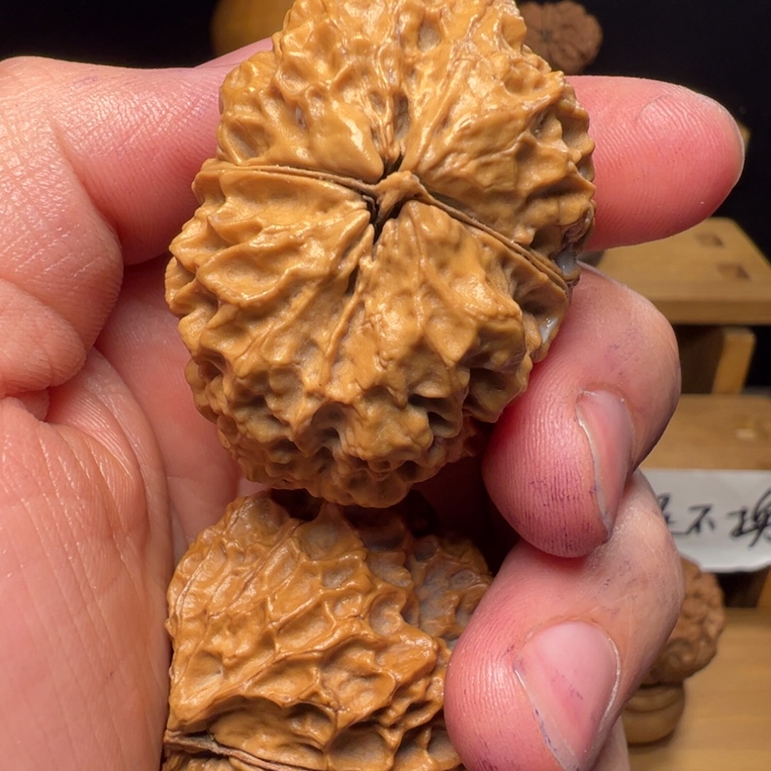 文玩核桃吊坠壬寅金蟾45mm
