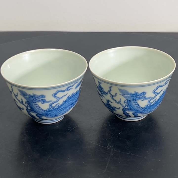 杯夏***了一对青花麒麟小杯