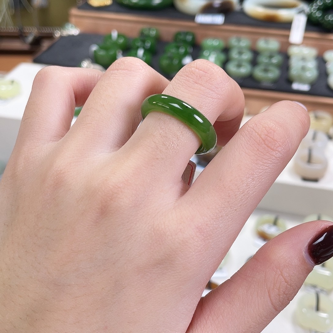 和田玉未镶嵌戒指4-内径18.6