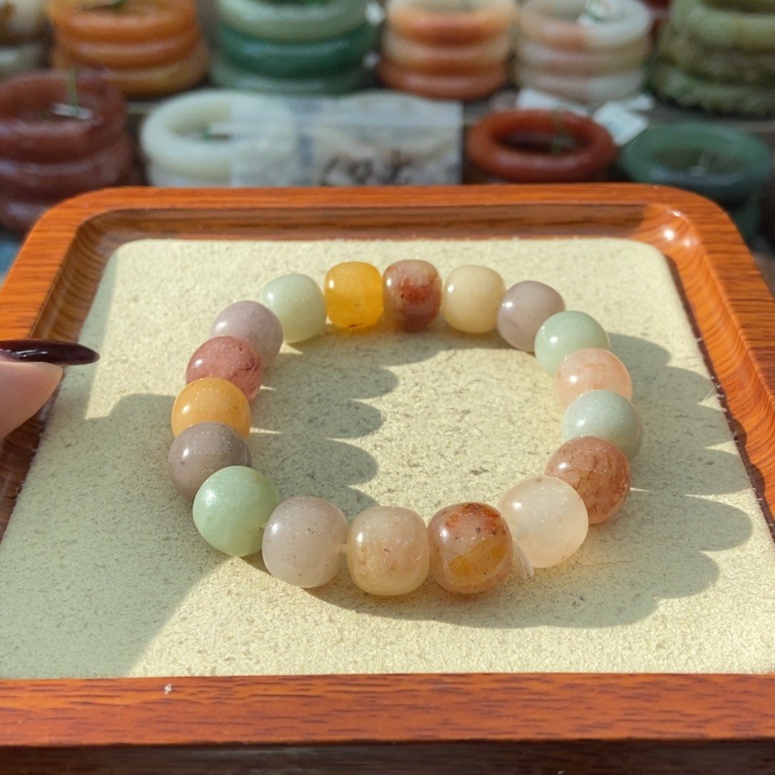 石英质玉未镶嵌手镯