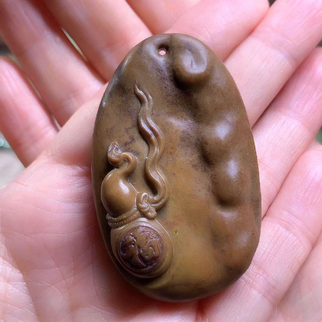 岫岩河磨玉（透闪石质玉）未镶嵌挂件