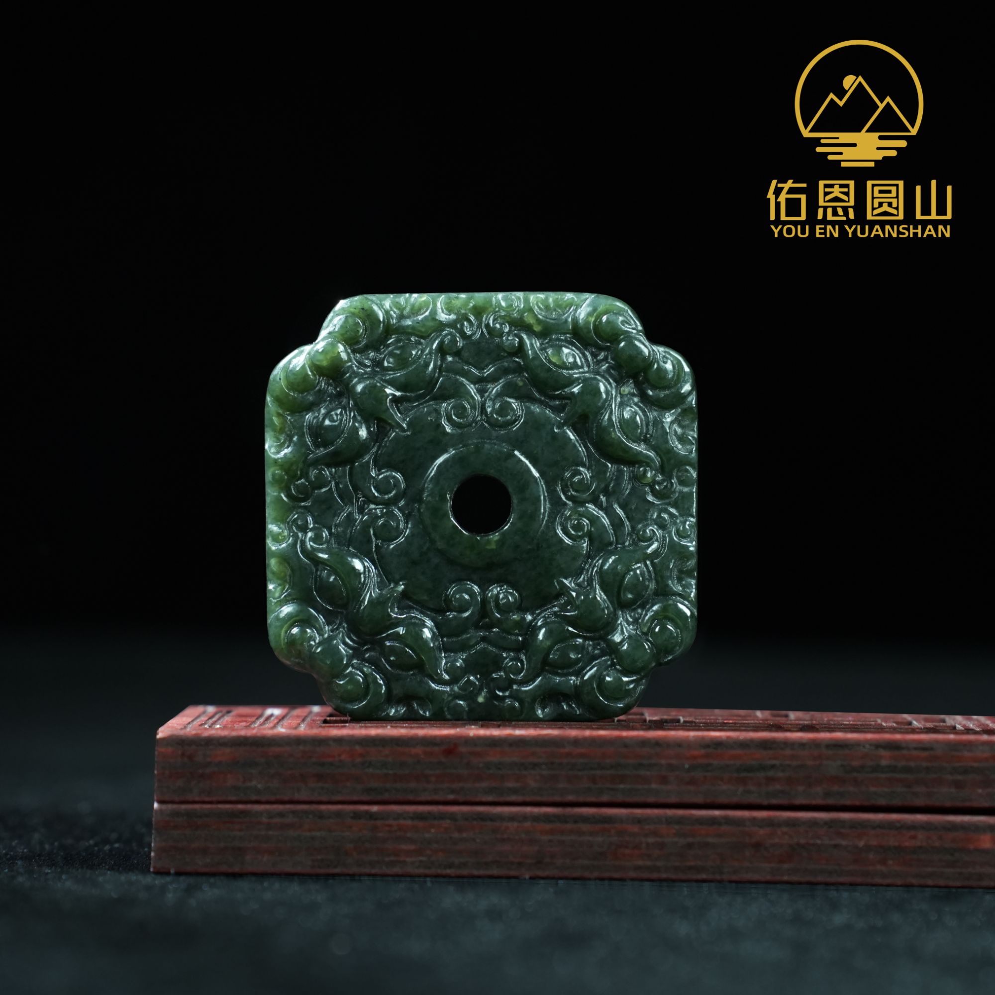 圆山精品佑恩严选四方财八方路和田玉吊坠7320