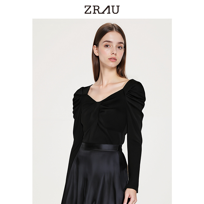 【达人专属】ZRAU复古设计感修身显瘦上衣桃心领长袖小衫Z1251A0030