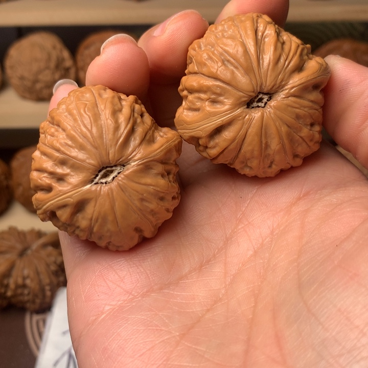 文玩核桃吊坠官**大