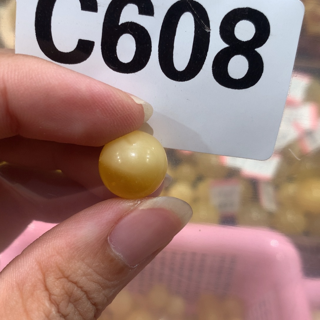 未镶嵌琥珀珠宝奇石12.7