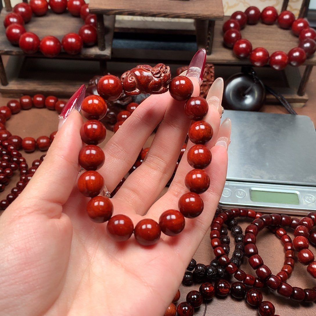 檀香紫檀（小叶紫檀）1.2泥料➕貔貅