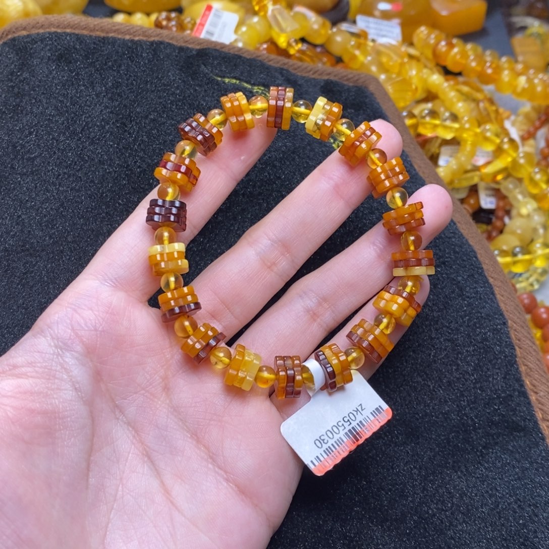 琥珀未镶嵌珠宝奇石