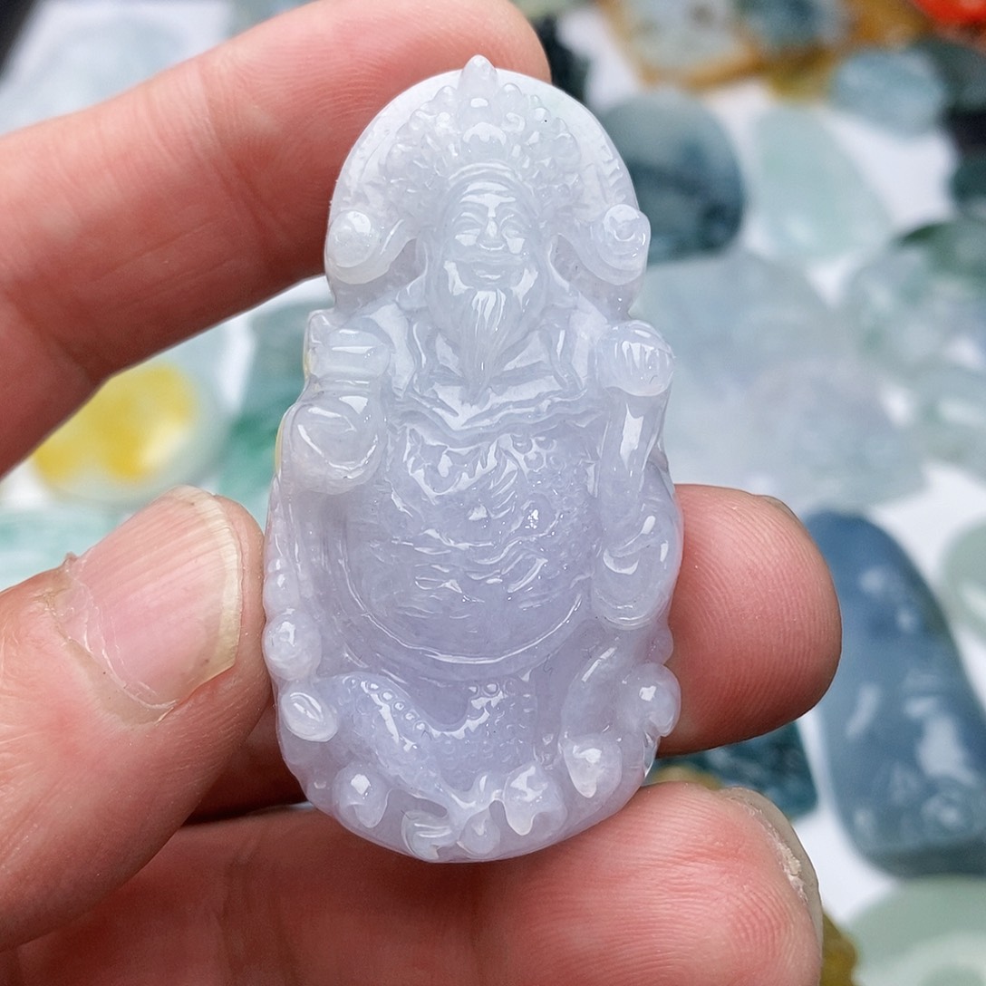 翡翠颈饰未镶嵌财神爷