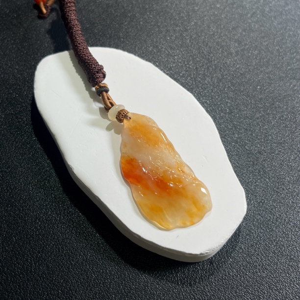 天然缅甸a货翡翠黄翡飞天小鹿吊坠41*20.5*5.6