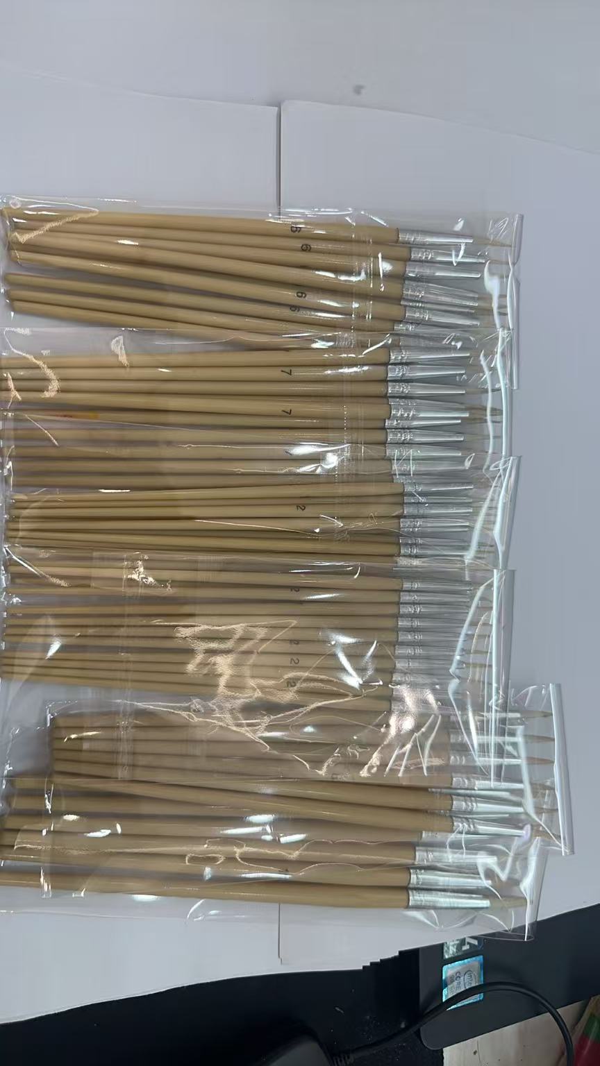 国外定制羊毛油画尖头肌理笔亚克力杆