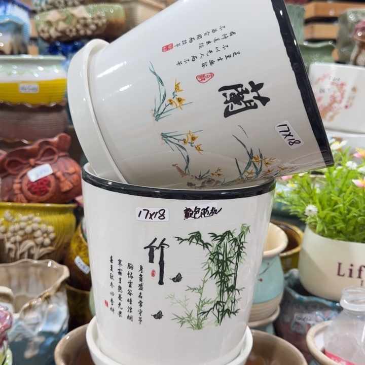 凑9块包邮，有孔花盆