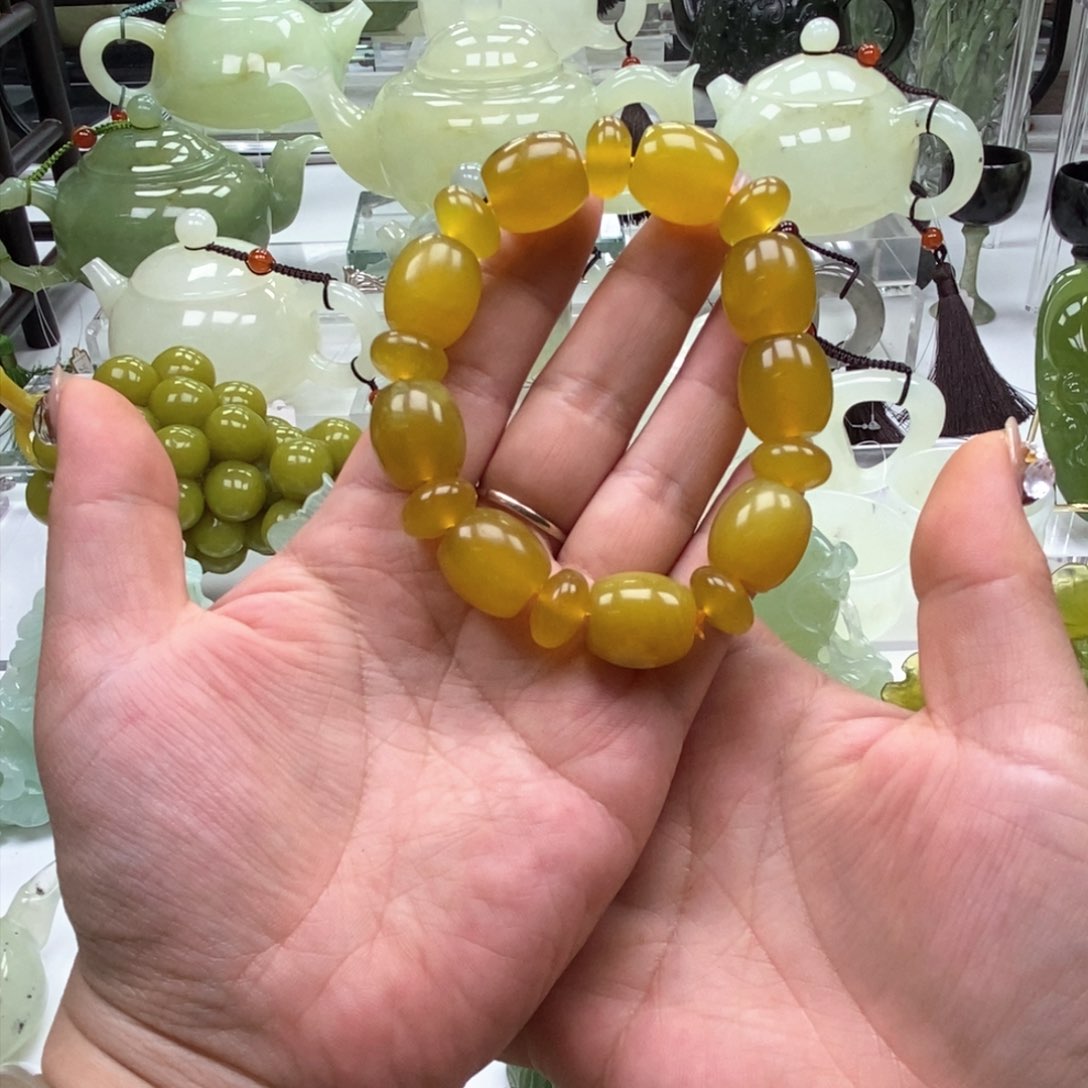 蛇纹石玉手把未镶嵌