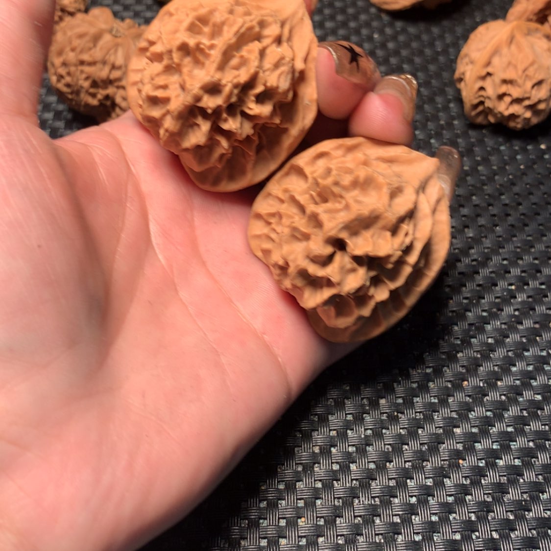 【闪购商品】文玩核桃吊坠帝王